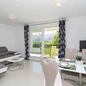 https://apartments-dordic.primorje-gorskikotar.com